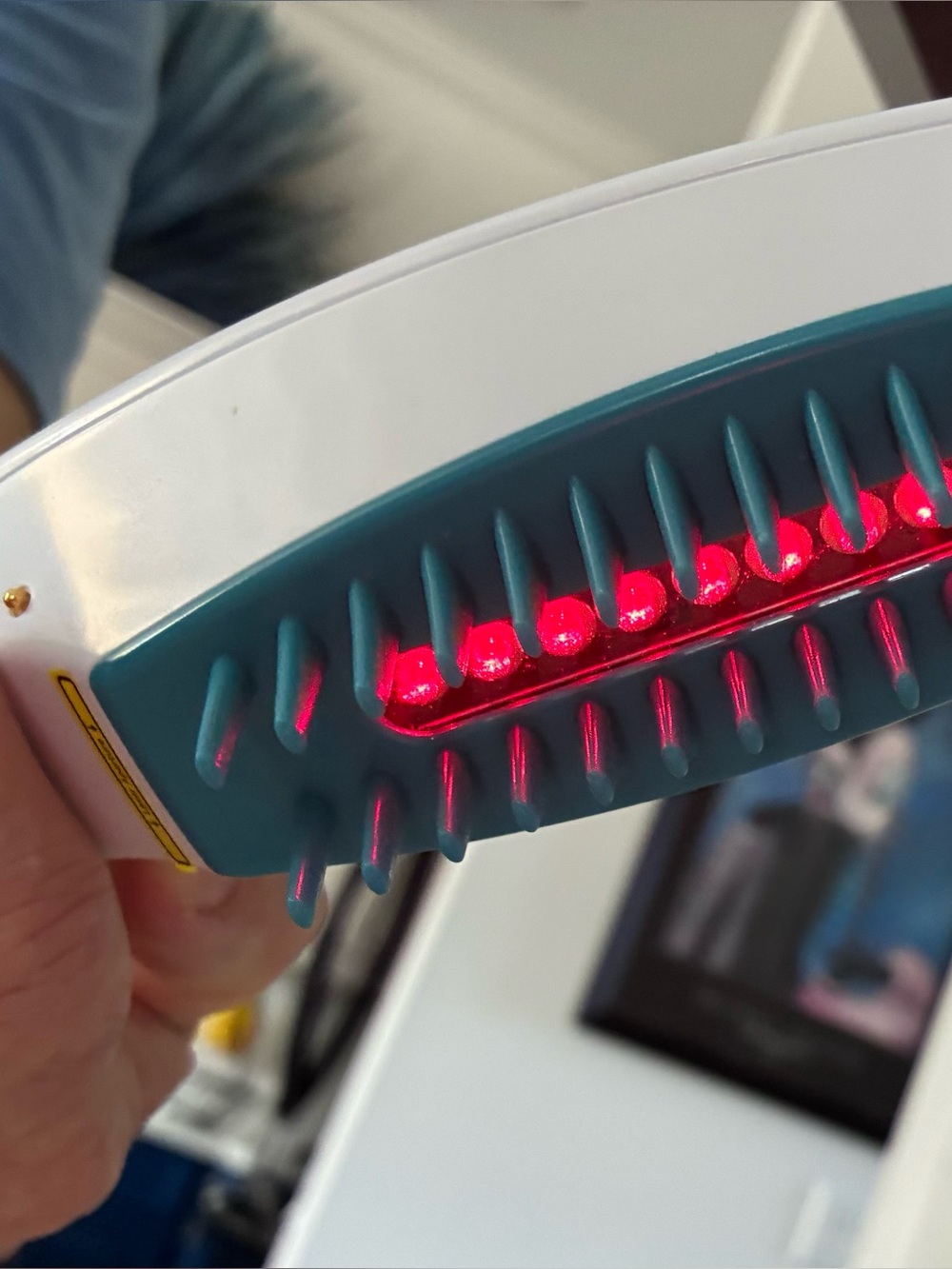 HairMax Laser Comb Hair Growth Device -used once - Picture 7 of 7
